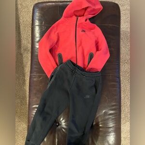 Nike Kids Sportwear Tech Fleece Full Zip Jacket & Black Joggers